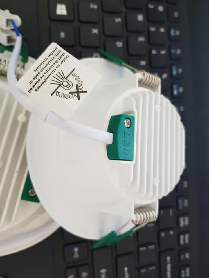 đèn-led-âm_trần