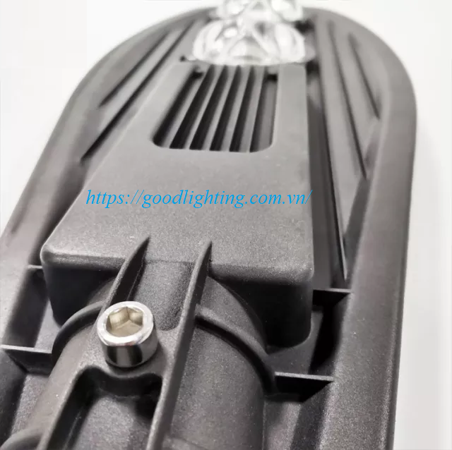 đèn-đường-chiếc-lá-100w