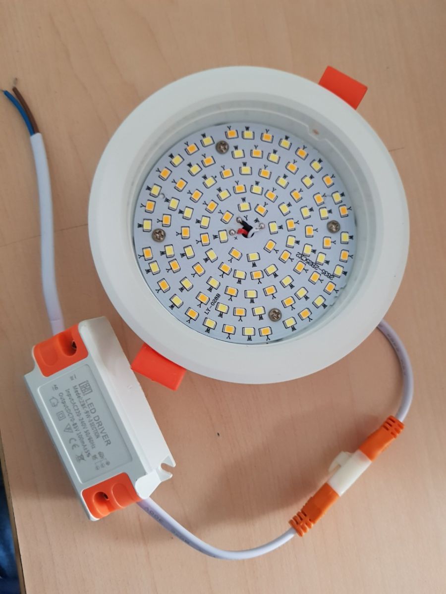 đèn_led-âm_trần